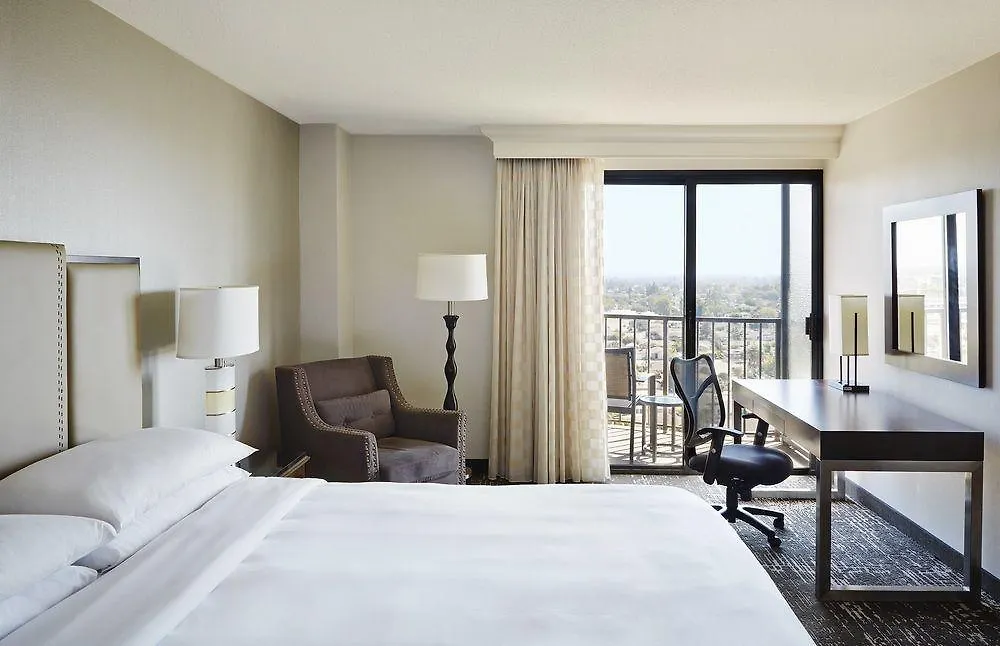 ****  Anaheim Marriott Hotel United States
